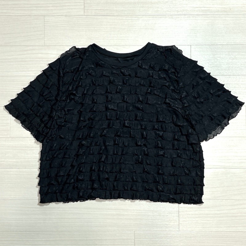 EMMEL REFINES/エメルリファインズ/EMウシロカシュフリルTシャツ/バックオープン/総フリルカットソー/高ストレッチ/ショート丈/ブラック拍卖