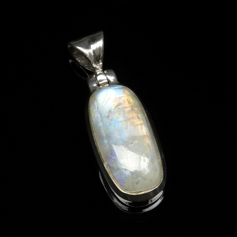 レインボームーンストーン ペンダントトップ No.1【1点もの】 / 60-33 RM-PT1拍卖