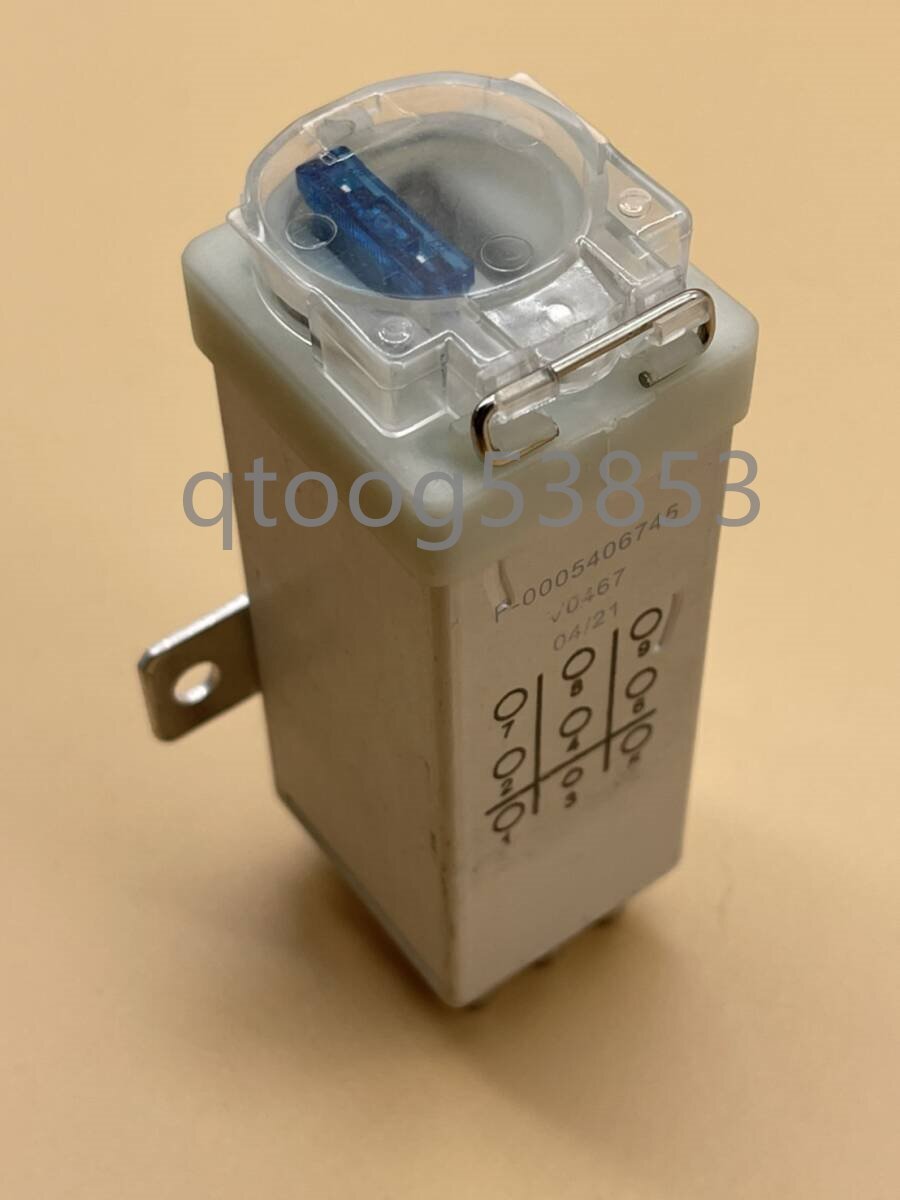 ベンツ OVPリレー オーバーボルテージリレー 0005405245 0005406745 W124 W202 W123 300CE 300E 300TE C220 C240 C280 E230 E280 E320拍卖