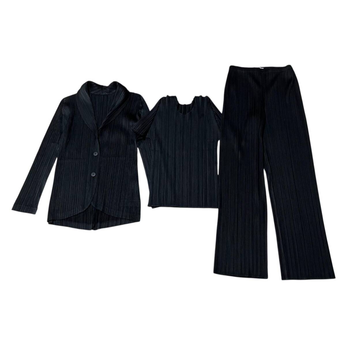 ISSEY MIYAKE イッセイミヤケ プリーツプリーズ ジャケット 半袖トップス パンツ 3点セット ポリエステル 黒系 レディース サイズ3 4拍卖