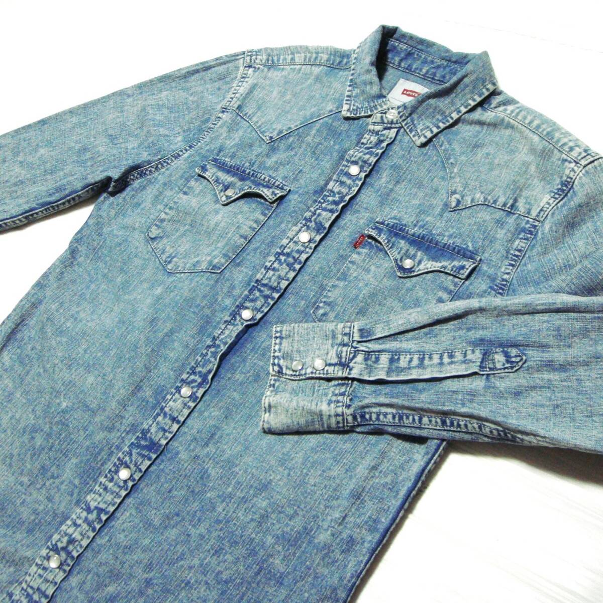 ■ リーバイス/Levi`s【 ブリーチ加工 ^^ デニム地 ウエスタンシャツ M】アメリカ ワークシャツ USA古着 デニムシャツ ストンウォッシュ o9拍卖