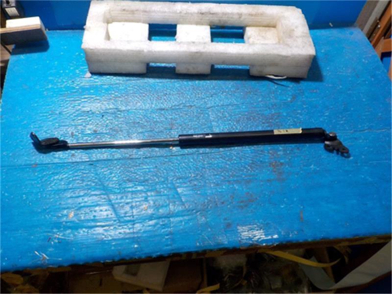 ダイハツ 純正 ミラジーノ 《 L700S 》 リアダンパー 68950-97203 P21400-25001154拍卖