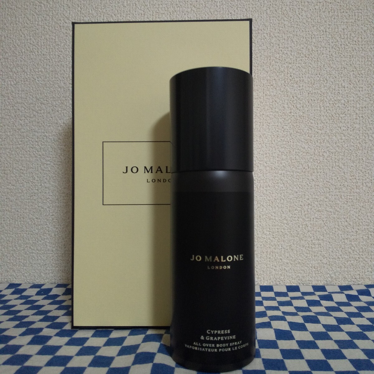 ジョー マローン ロンドン「サイプレス & グレープバイン オール オーバー ボディ スプレー」125ml 新品同様 おまけつき 送料込み拍卖