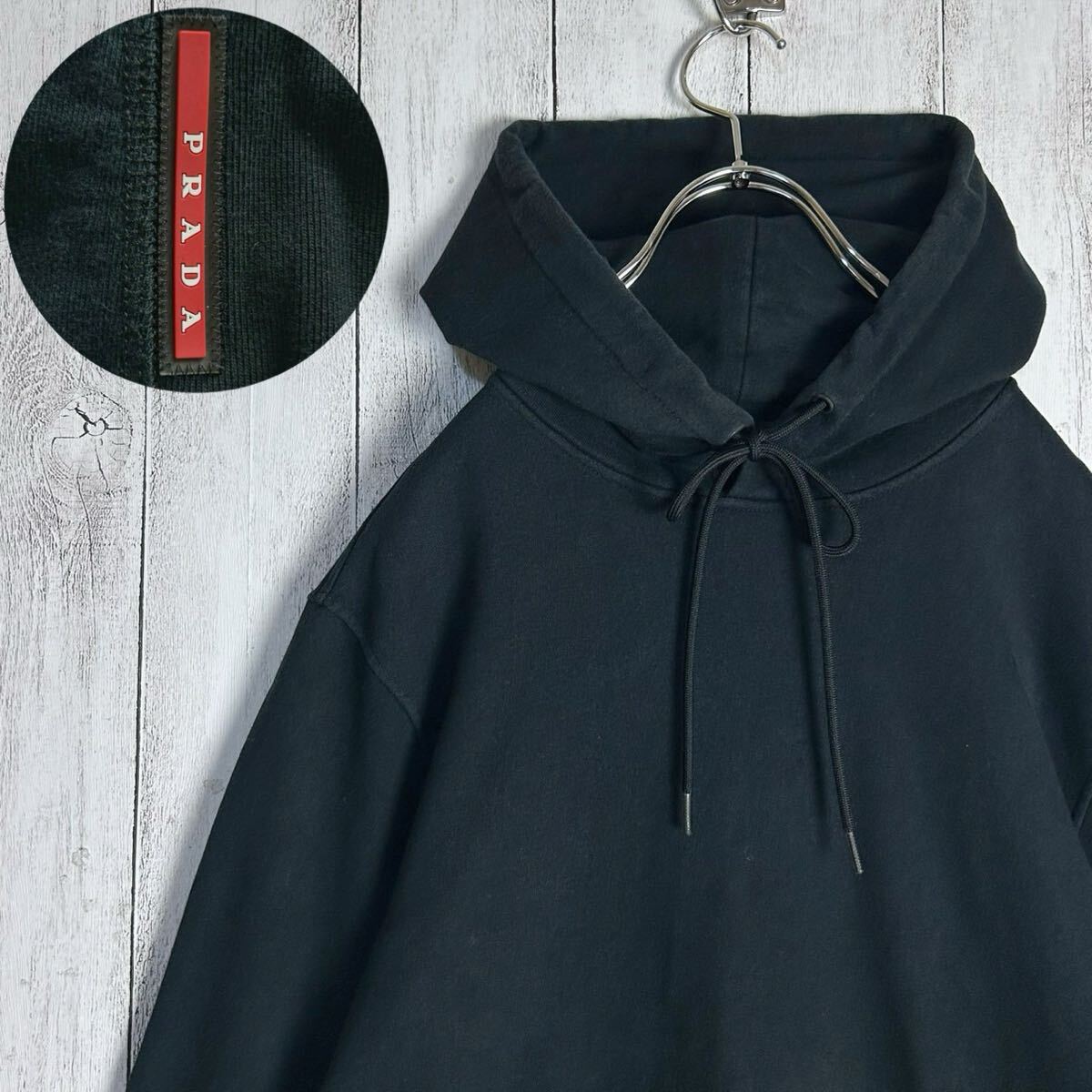 5776【希少デザイン】プラダ PRADA ラバーロゴ入りパーカー ニュアンスカラー拍卖