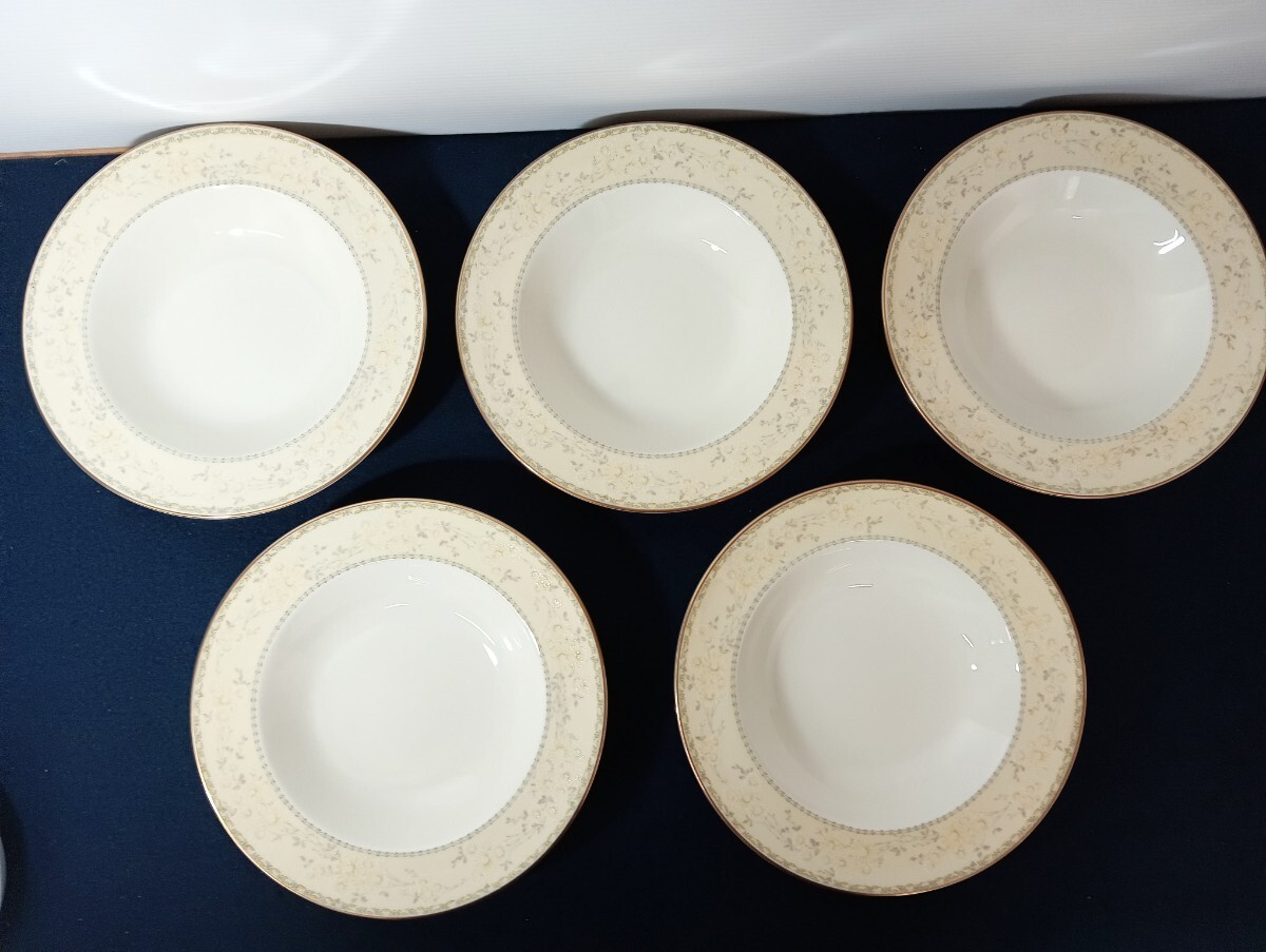 A430 Noritake ノリタケ プレート 金彩 深皿 アイボリー フラワー 洋食器 食器 拍卖