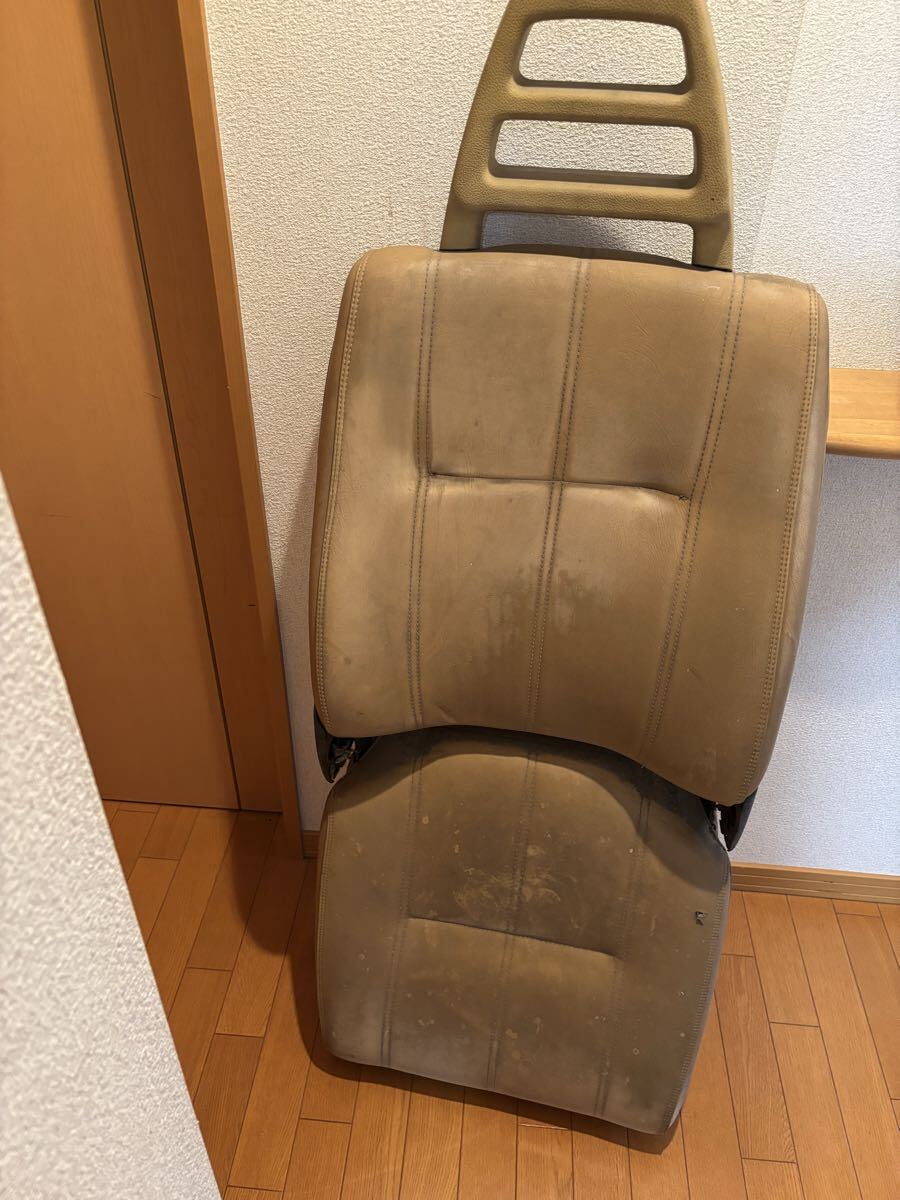 【希少】ボルボ240 245 茶系の皮シート拍卖