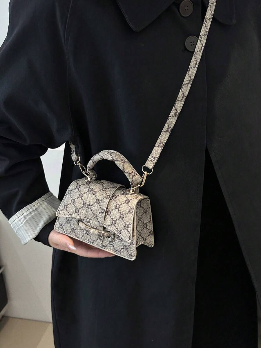 バッグ レディース ハンドバッグ 今年人気の小さな四角いバッグ、シンプルな海外ミニハンドバッグ、多用途ファッション ショルダーバッ拍卖