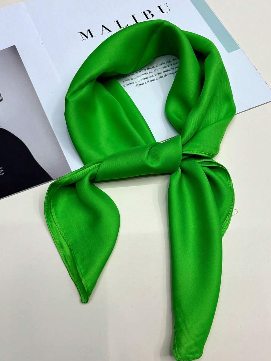 アクセサリー レディース スカーフ 1個 無地レディーススクエアスカーフ ファッション シルクスカーフ 多機能ショール、ヘアバンド拍卖