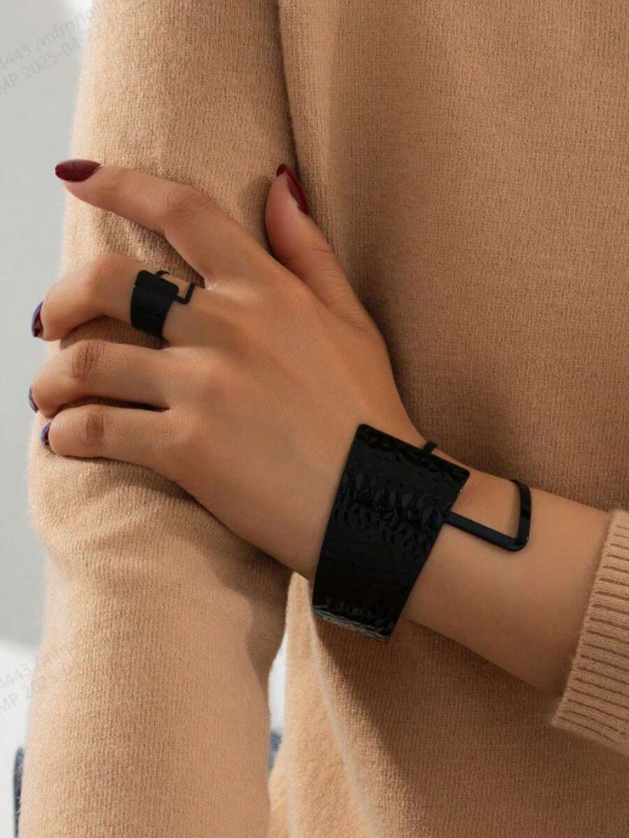 ジュエリー レディース ブレスレット バングル ヨーロッパ&アメリカン ジオメトリックメタルバングル&リングセット 2個組 レディ拍卖