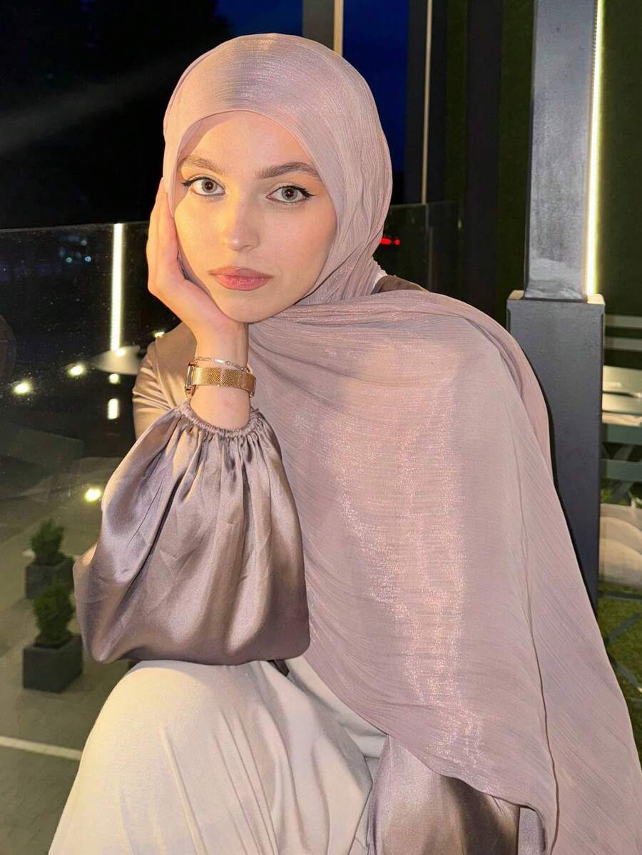 アクセサリー レディース スカーフ 1個 女性用 ベーシック 無地 シルクライク エレガント 光沢 ソフト ヘッドスカーフ、アラビ拍卖