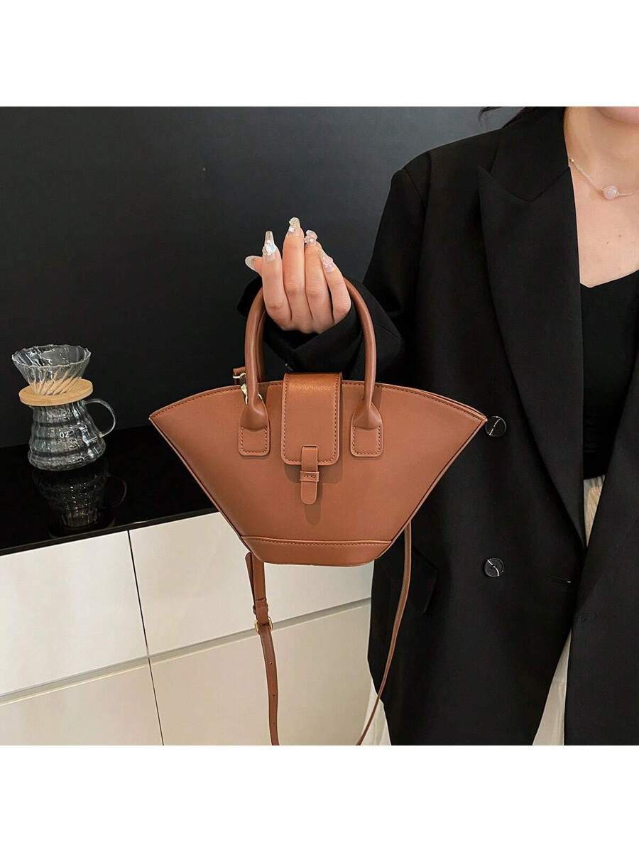 バッグ レディース ハンドバッグ 1個 PU製ヴィンテージウィング装飾バケツバッグ、通勤に便利なレディース ショルダーバッグ クロ拍卖
