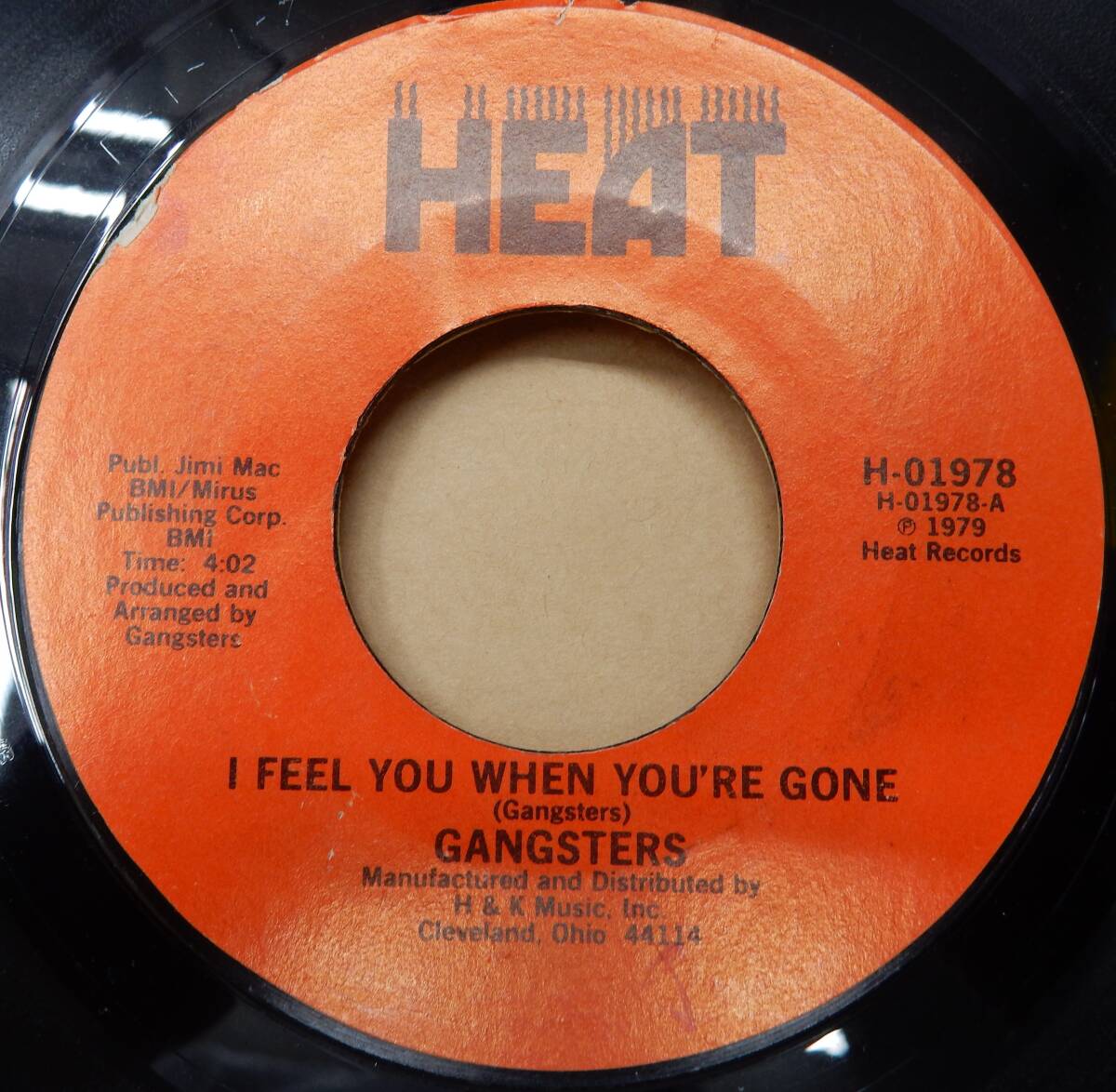 (EP) GANGSTERS I FEEL YOU WHEN YOU'RE GONE拍卖