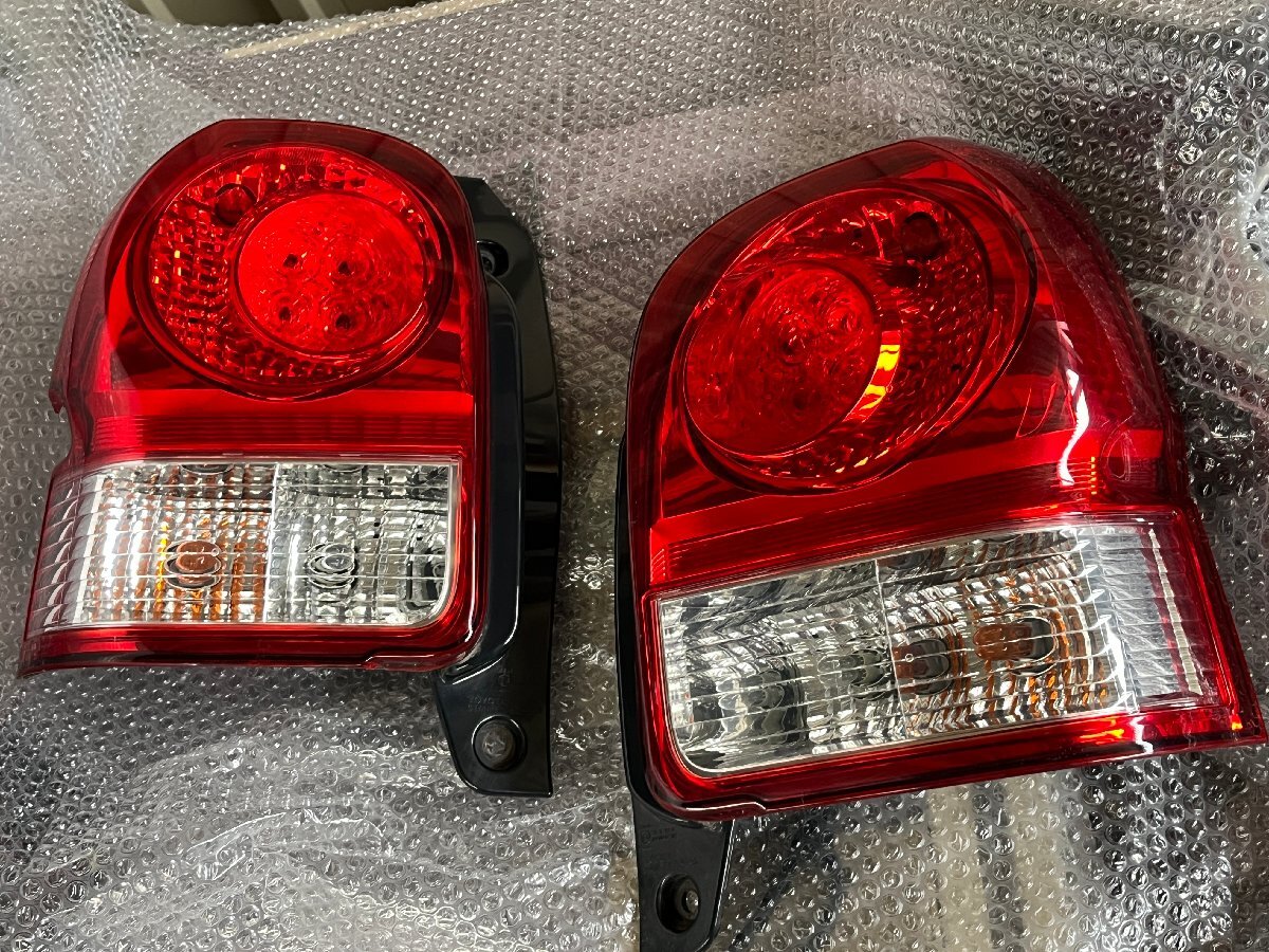 平成25年 トヨタ ポルテ NSP140 純正 テールランプセット 9900拍卖