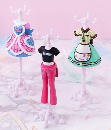 オシャレ魔女 ラブ and ベリー Capsuleトルソー ピチッと黒T チョッキーミント スイートエプロン 3種セット 未開封品 ガシャポン拍卖