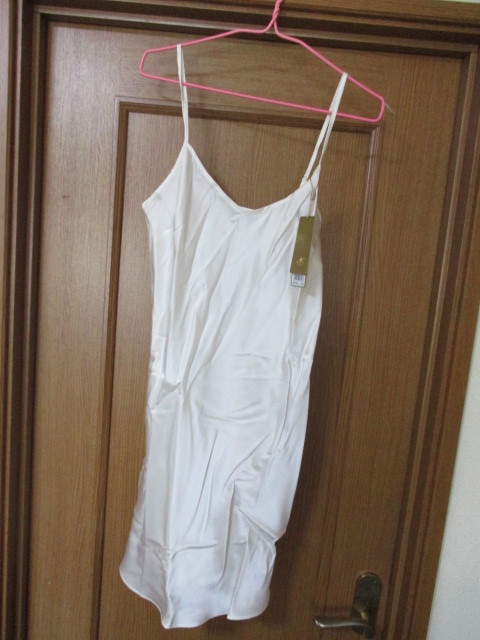 未使用 サテンシルク100% 16もんめ つぼみワンピース 白 L 拍卖