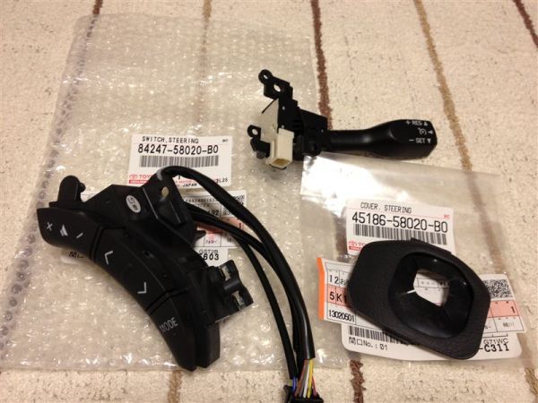 在庫希少!【未使用 トヨタ 純正】イプサム 20系 クルーズコントロール セット スイッチ カバー ステアリングパッドスイッチLH拍卖