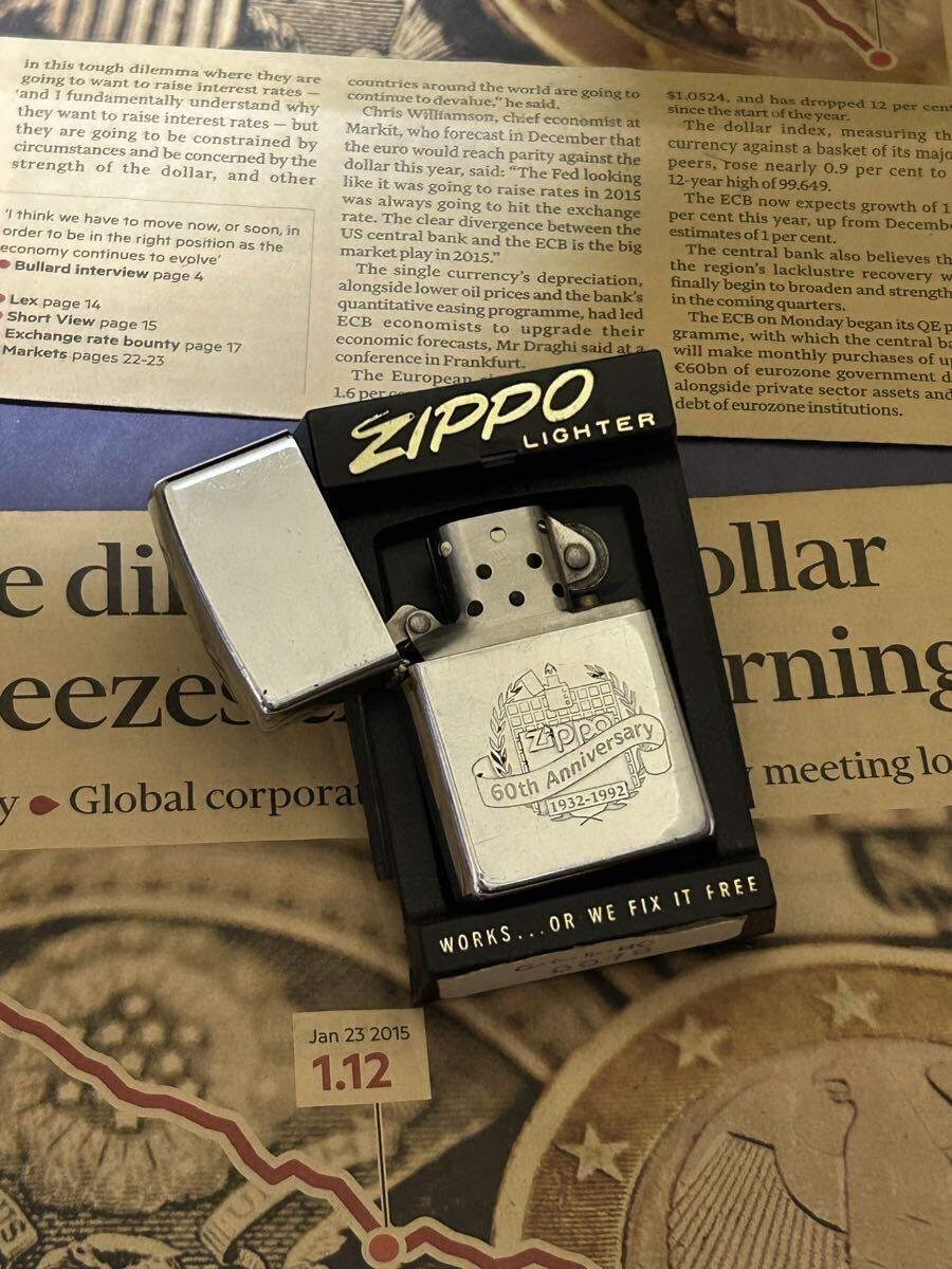 ★希少 Zippo ★ 1992年 1月製造 /ヴィンテージ / Zippo社創業60周年柄 / A VIII / 33才 / 整備済み拍卖