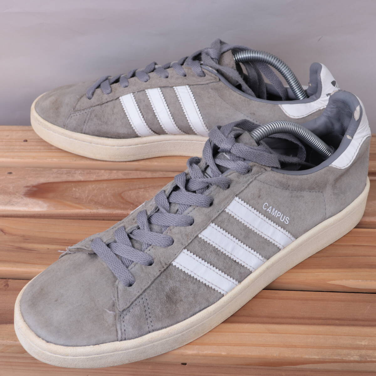 z1575 アディダス キャンパス US10 1/2 28.5cm/灰 グレー 白 adidas CAMPUS メンズ スニーカー 中古拍卖