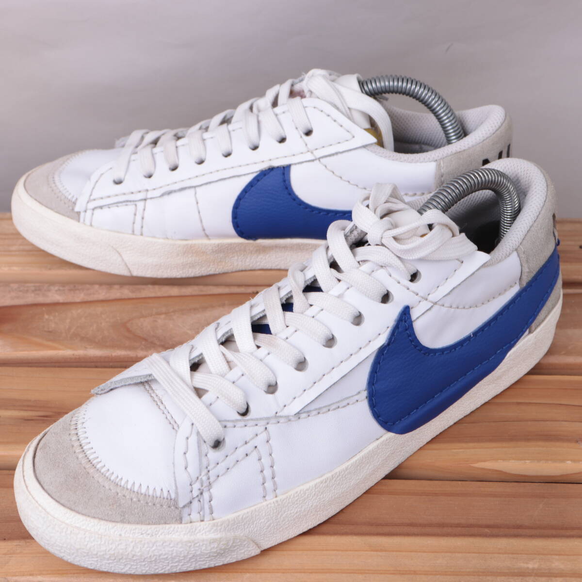 z1588 ナイキ ブレーザー ロー77 ジャンボ US8 26.0cm/白 ホワイト 青 グレー NIKE BLAZER LOW 77 JUMBO ブレザー メンズ スニーカー 中古拍卖