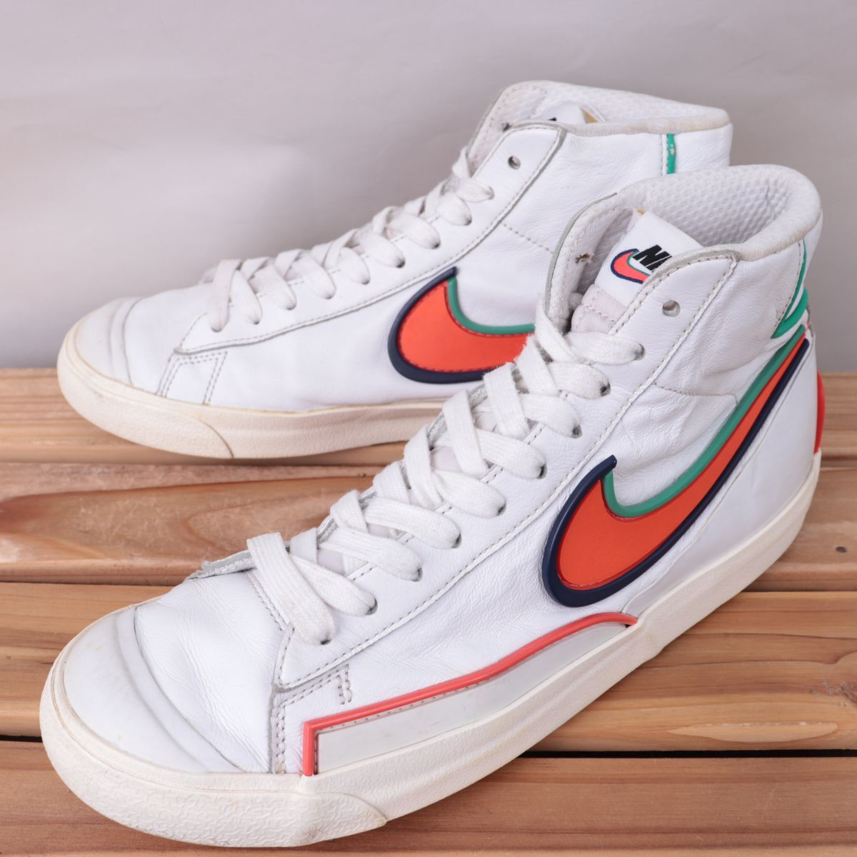 z1609 ナイキ ブレーザー ミッド US8.5 26.5cm/白 ホワイト オレンジ 緑 紺 NIKE BLAZER MID 77 ブレザー メンズ スニーカー 中古拍卖