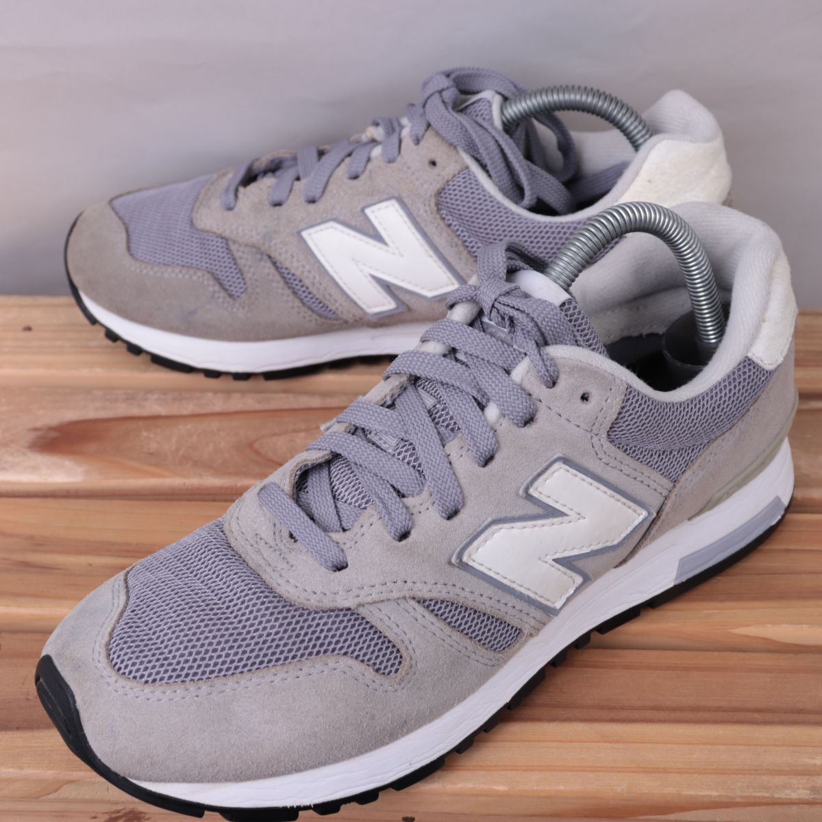 z1690【565】ニューバランス US8 26.0cm/ライトグレー 白 newbalance メンズ スニーカー 中古拍卖