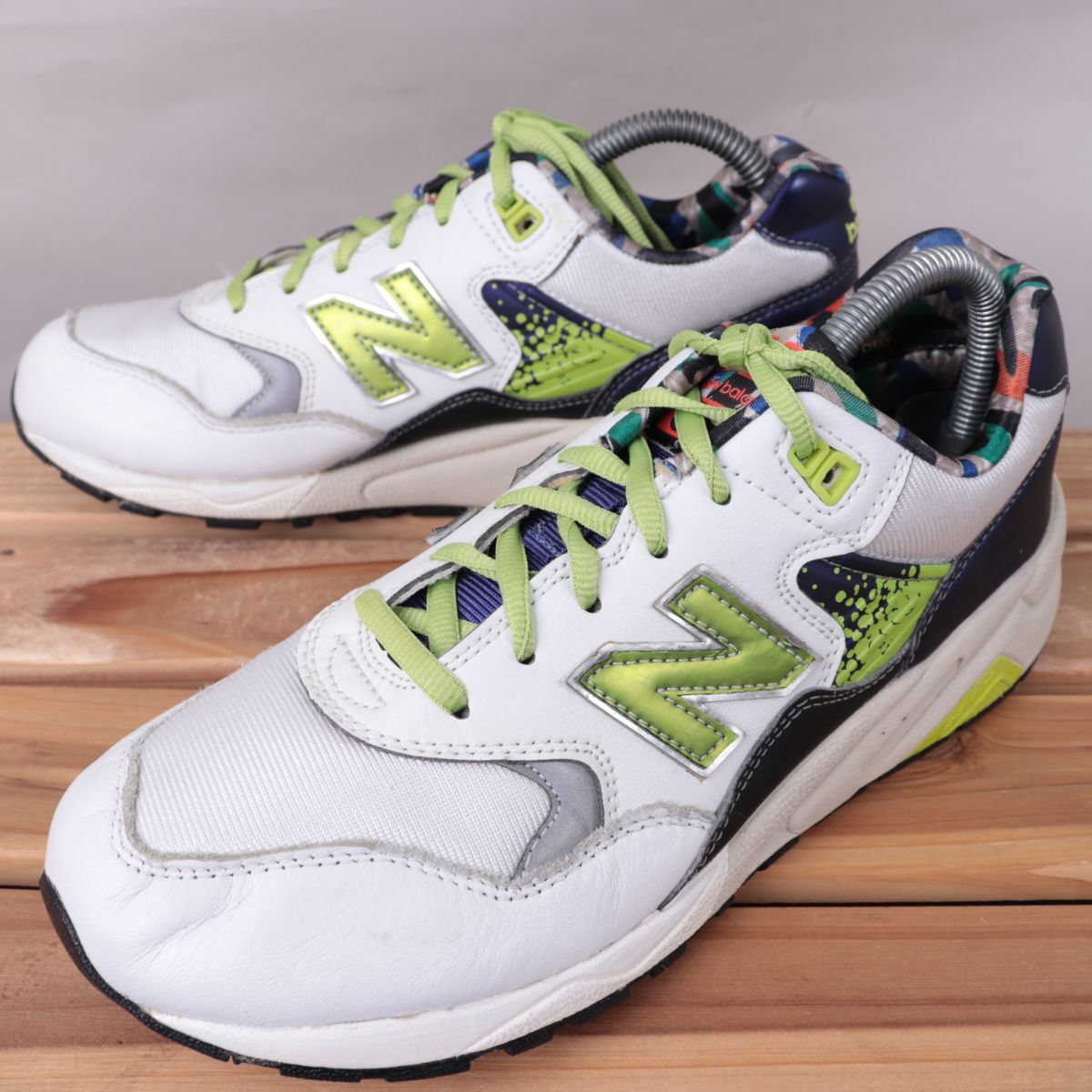 z1396【580】ニューバランス US7 25.0cm/白 ホワイト 黄緑 グリーン 青 ブルー 柄 newbalance メンズ ユニセックス スニーカー 中古拍卖