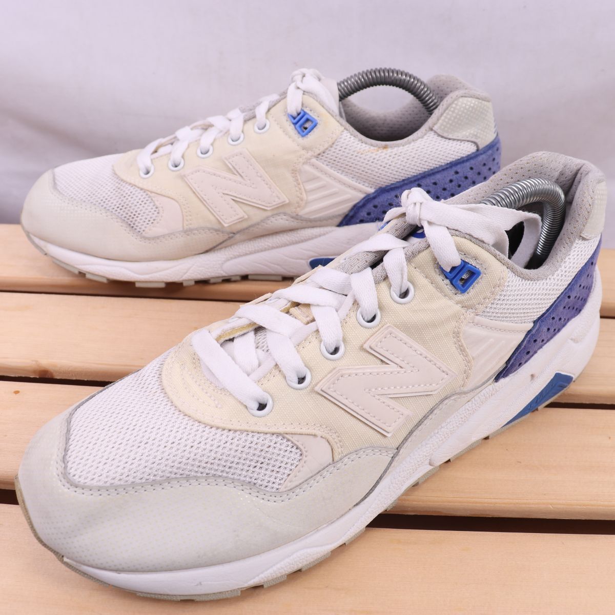 z1444【580】ニューバランス US8 26.0cm/白 ホワイト 青 ブルー ライトグレー newbalance メンズ スニーカー 中古拍卖