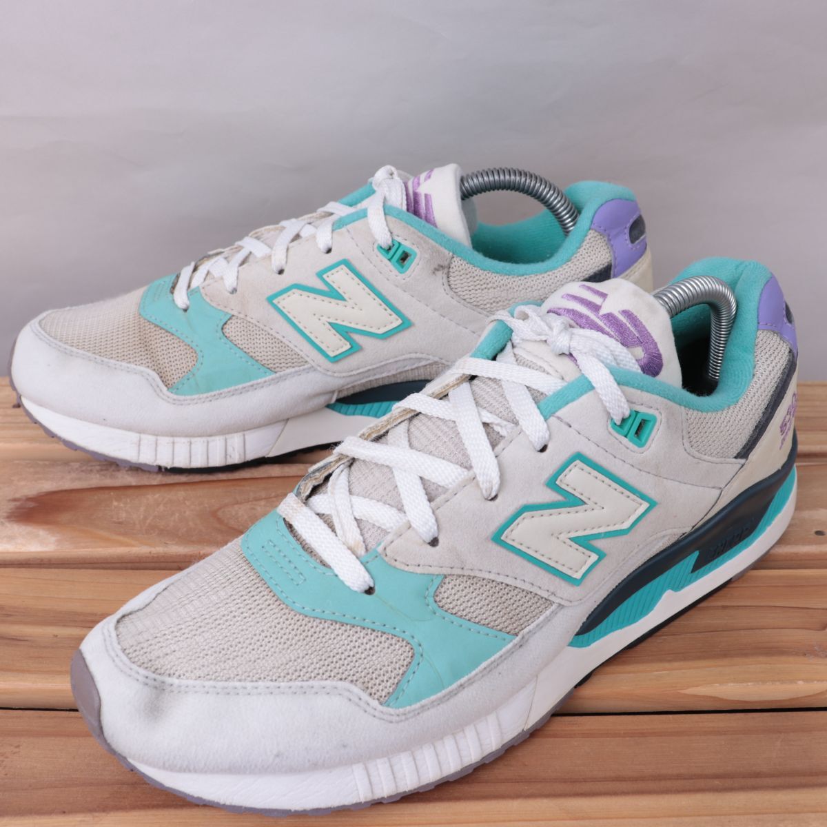 z1545【530】ニューバランス US9 27.0cm/灰 ライトグレー ミント グリーン 紫 パープル 紺 newbalance メンズ スニーカー 中古拍卖