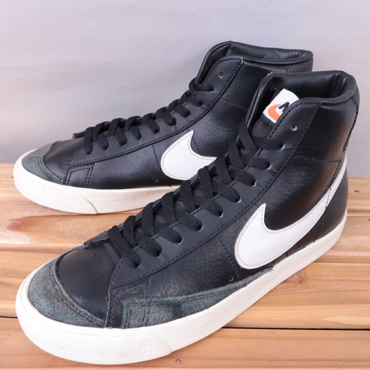 z1789 ナイキ ブレーザー ミッド US8.5 26.5cm/黒 ブラック 白 ホワイト NIKE BLAZER MID ブレザー メンズ スニーカー 中古拍卖