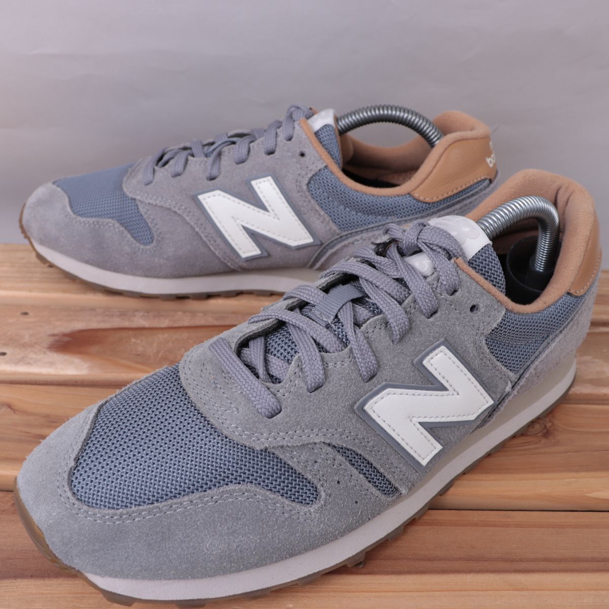 z1749【373】ニューバランス US8.5 26.5cm/グレー 灰 白 newbalance メンズ スニーカー 中古拍卖