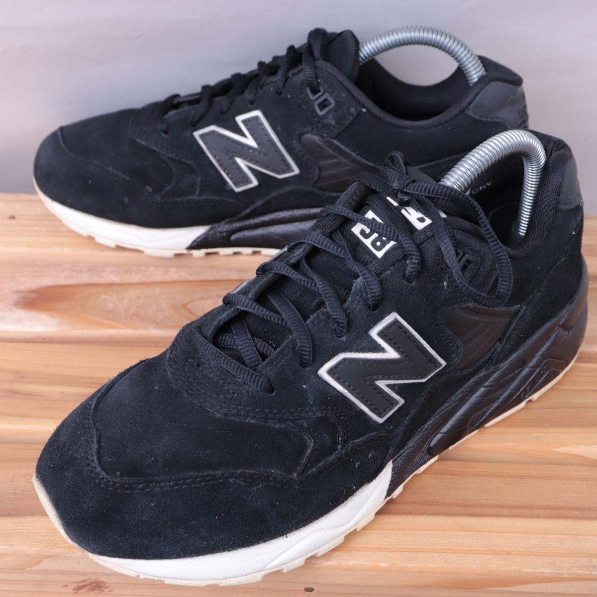 z1768【580】ニューバランス US7 25.0cm/黒 ブラック 白 newbalance メンズ ユニセックス スニーカー 中古拍卖