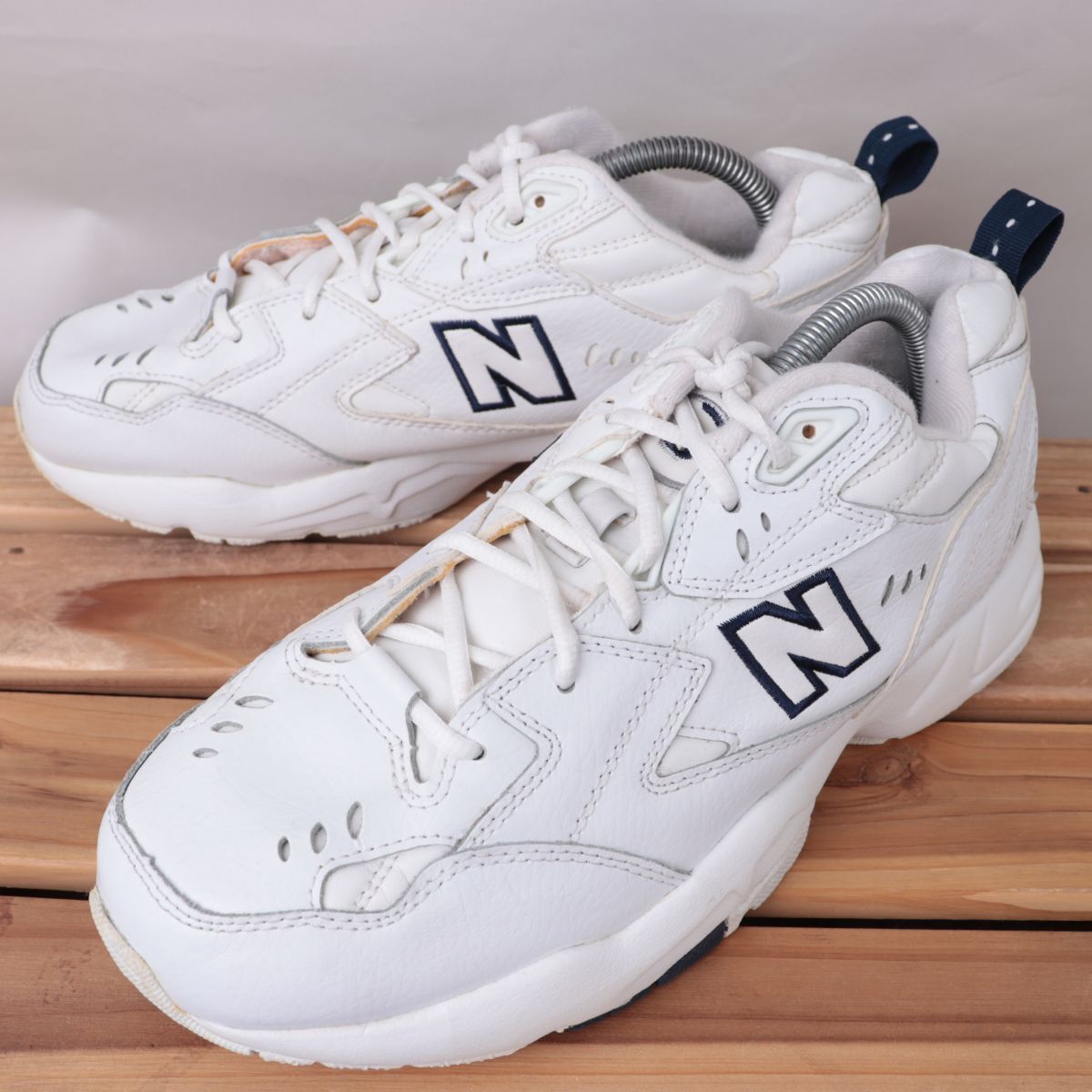 z1960【608】ニューバランス US10 27.0cm/白 ホワイト 紺 ネイビー newbalance レディース スニーカー 中古拍卖