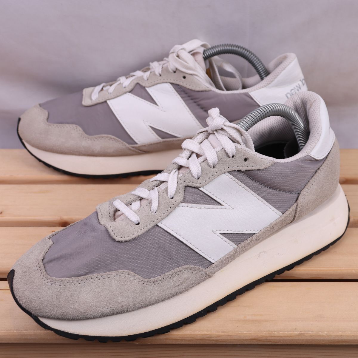 z2068【MS237RCS】ニューバランス US9 27.0cm/灰 グレー 白 newbalance メンズ スニーカー 中古拍卖