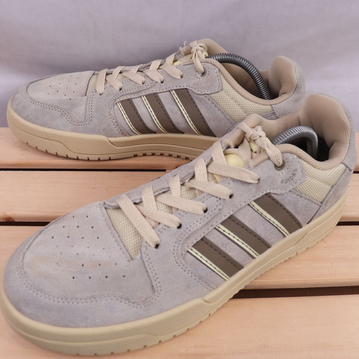 z2099 アディダス ネオ スケートシューズ US10 28.0cm/チャコールグレー系 黄色系 adidas neo Shoes Skate shoes メンズ スニーカー 中古拍卖