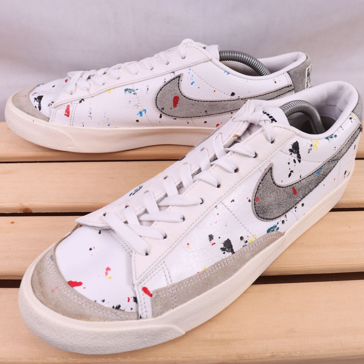z2102 ナイキ ブレーザー ロー 77 US10.5 28.5cm/白 ホワイト 柄 グレー NIKE Blazer Low 77 ブレザー メンズ スニーカー 中古拍卖