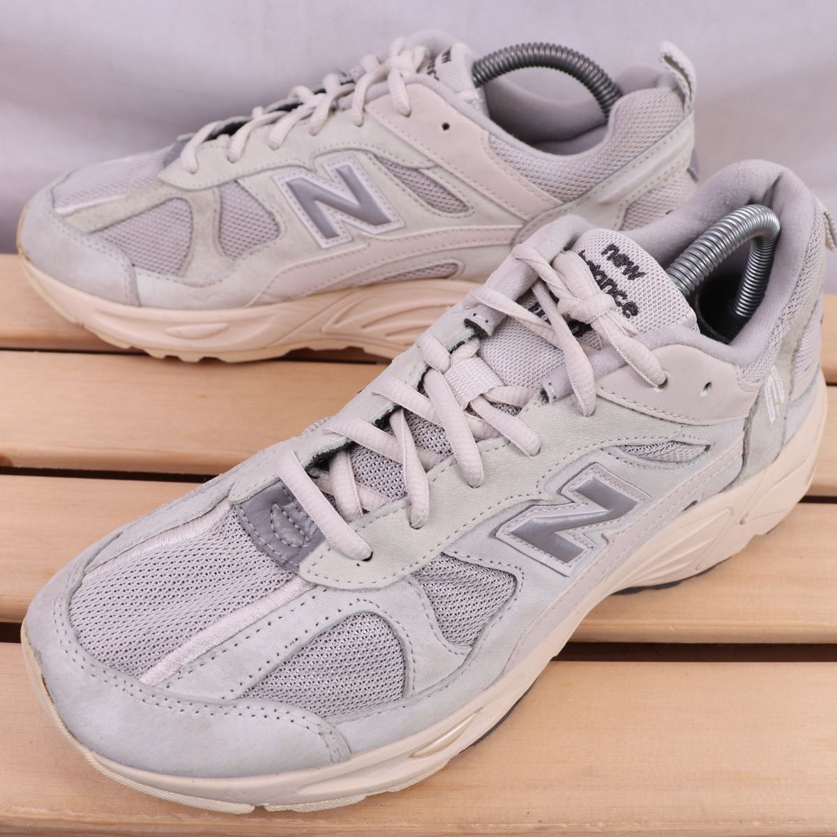 z2149【878】ニューバランス US8 26.0cm/白系 ミント ライトグレー シルバー newbalance メンズ スニーカー 中古拍卖