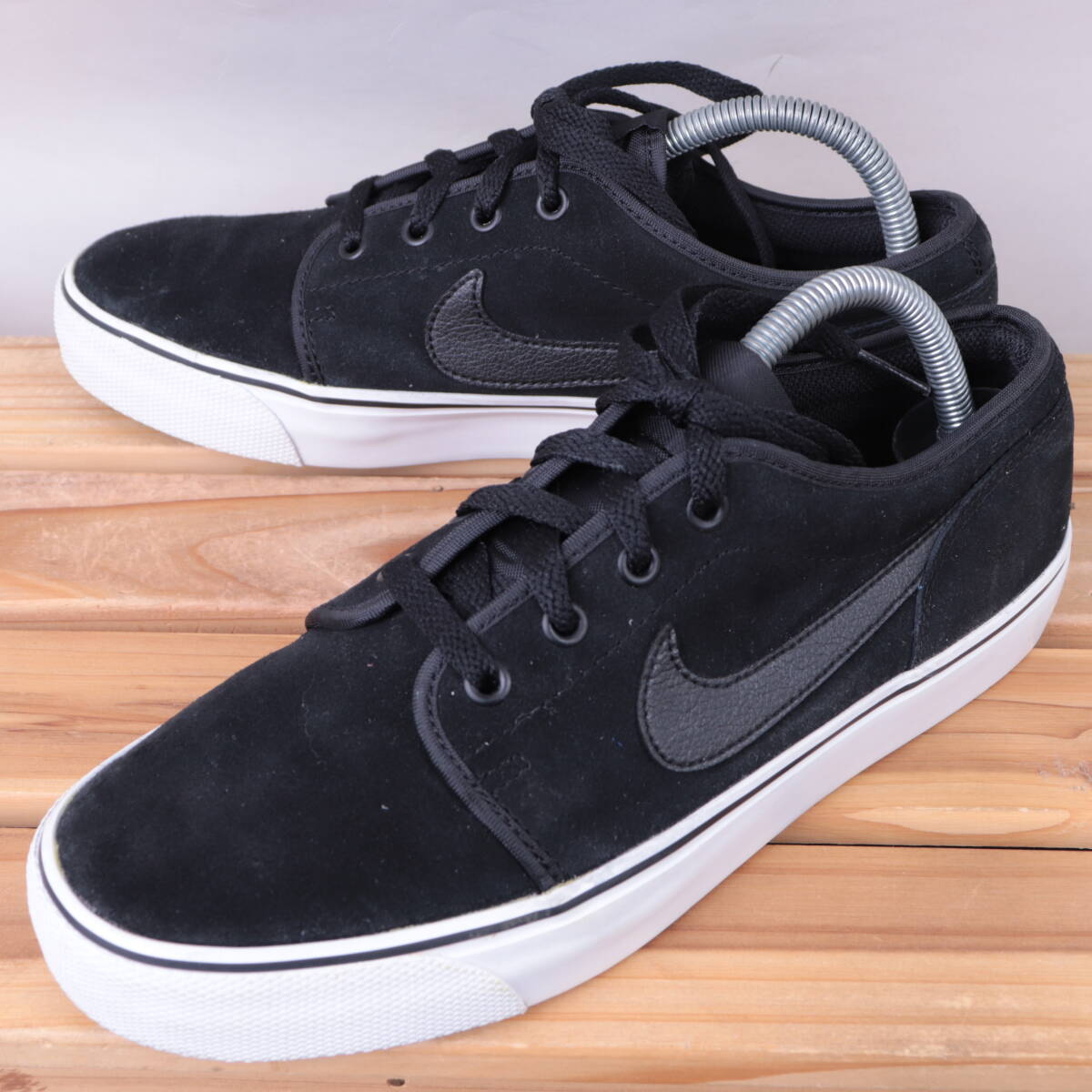 z2173 ナイキ トキ ロー US8 26.0cm/黒 ブラック 白 NIKE Toki Low メンズ スニーカー 中古拍卖