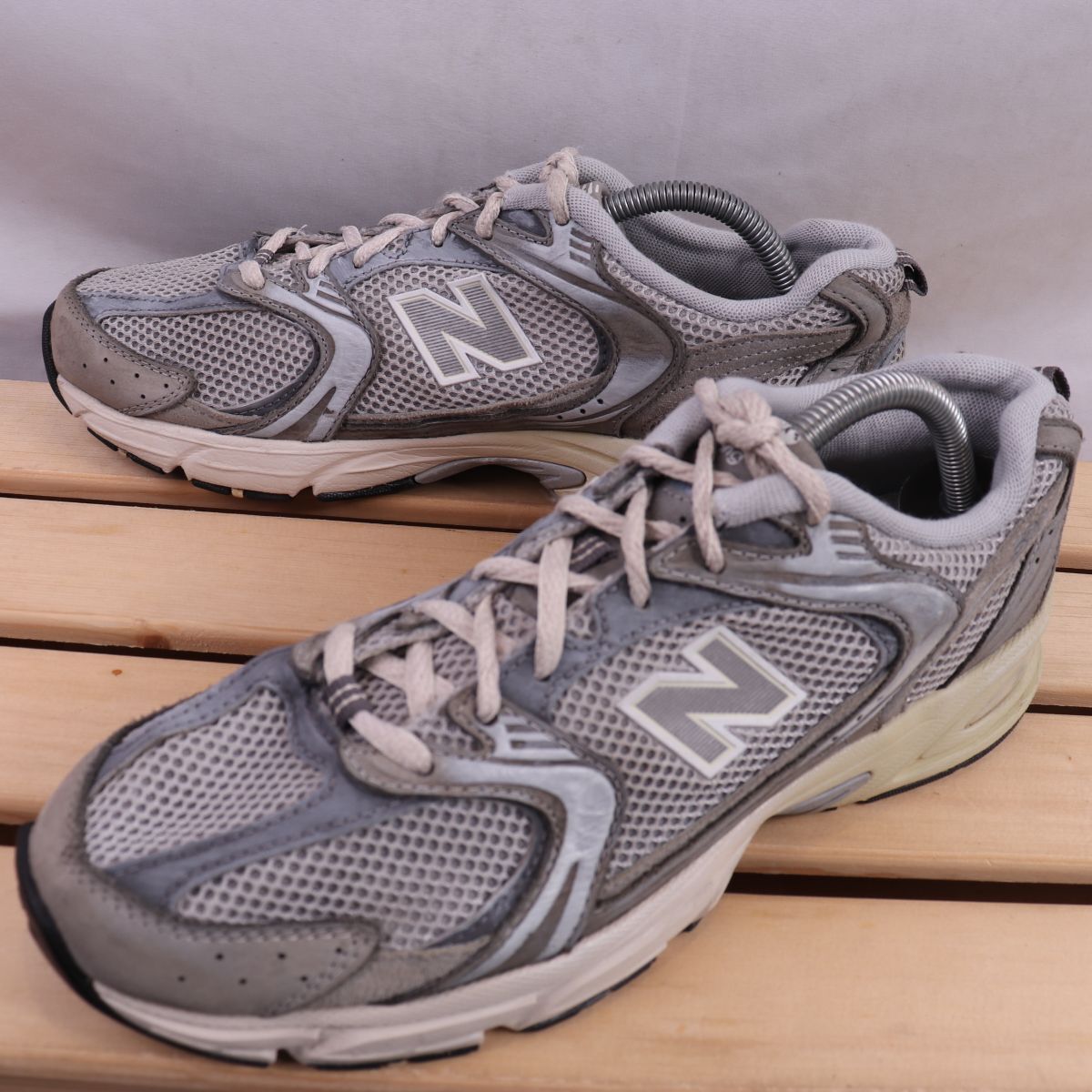 z2338【530】ニューバランス US9 27.0cm/グレー系 シルバー newbalance メンズ スニーカー 中古拍卖