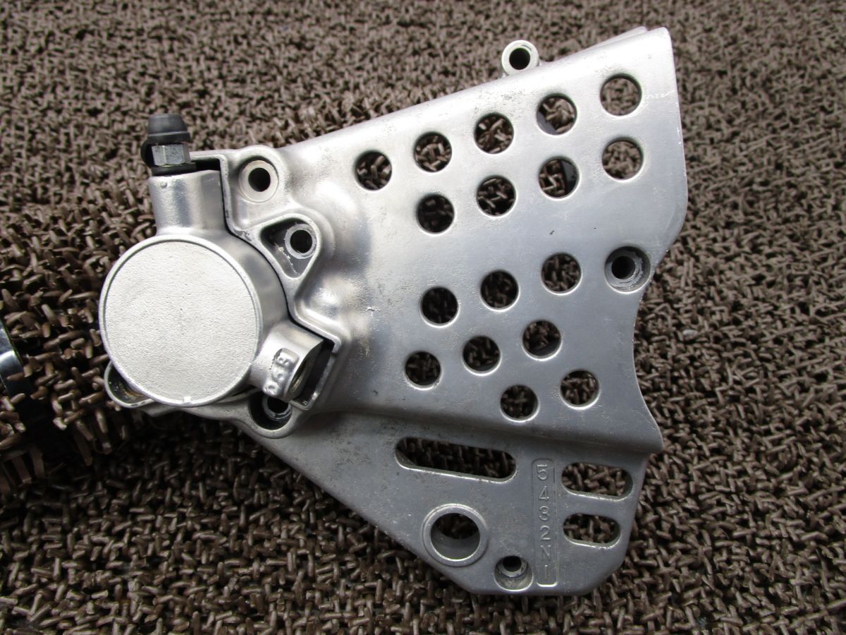 GSX-R1100 スプロケットカバー クラッチレリーズ ●A4899!GU75A スズキ 【 U707 】 キャブ車拍卖