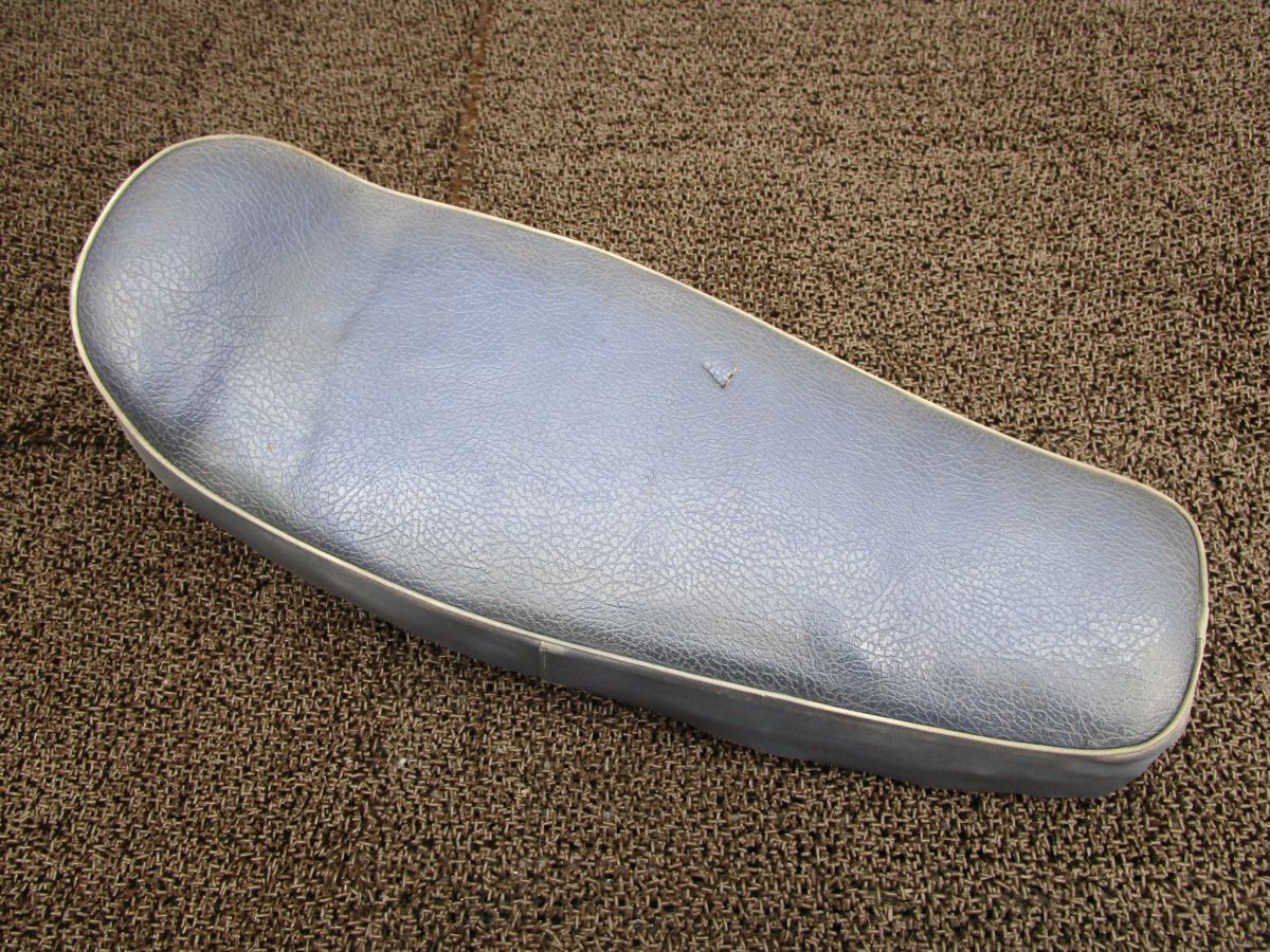 CBM72 シート ▲A5813!CBM72 ホンダ 【 CBM72E 】 ドリーム キャブ車 TYPE2拍卖