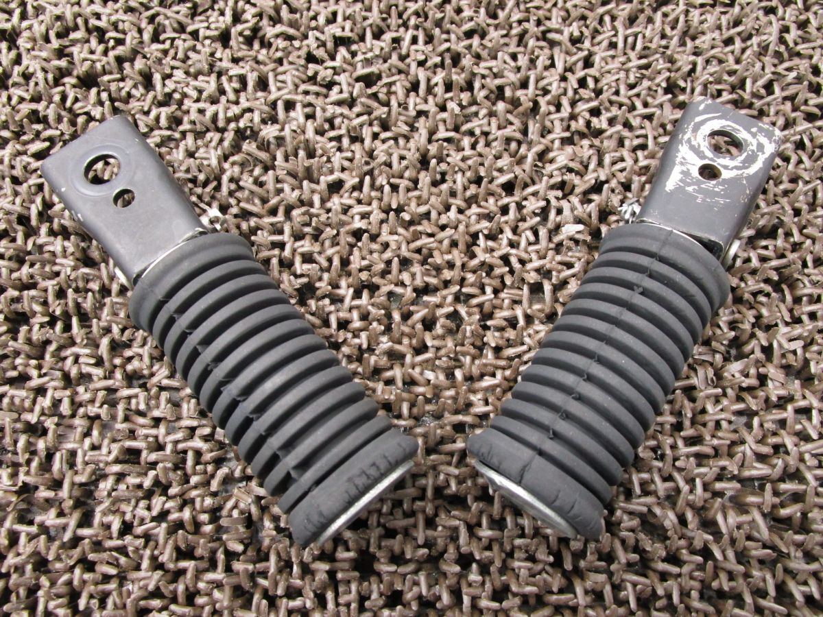 GN125 タンデムステップ 左右 ●A5909!LC6PCJG スズキ 【 157FMI-3 】 キャブ車 動画有拍卖