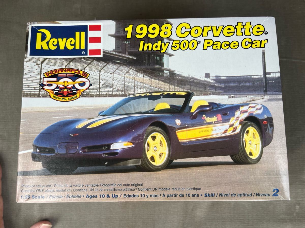Revell1998 CorvetteIndy 500 Pace CarINDIENAPOLMAY E4, 1908OFFICIAL PACE CARプラモデルアメ車絶版当時物拍卖