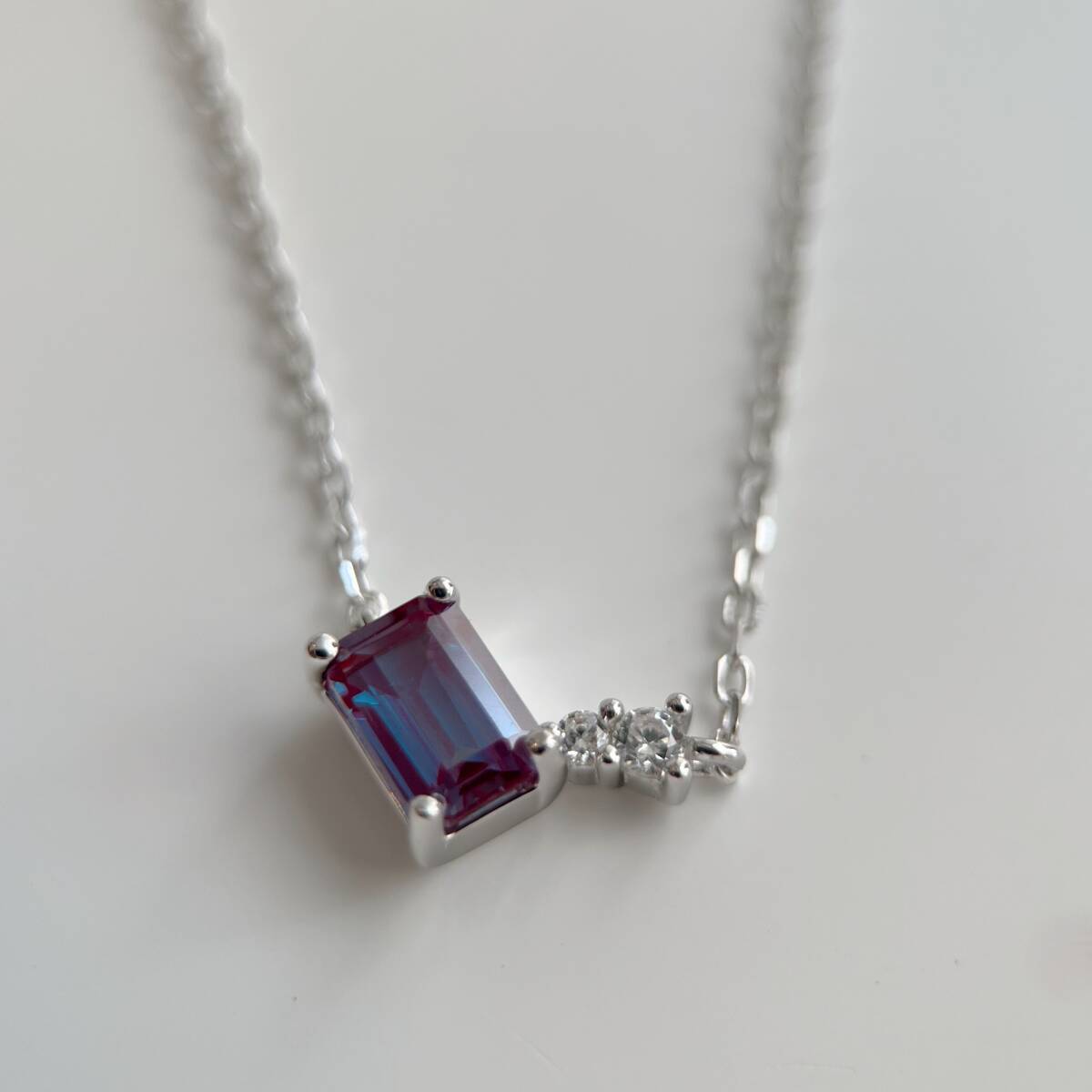 合成アレキサンドライト モダンペンダント silver925製拍卖