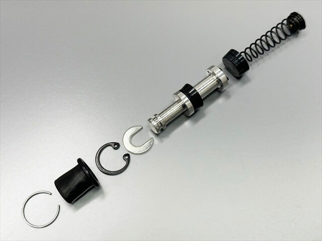 zi-100087■Z1/Z2 マスターシリンダーインナーキット(サイズ5/8用)ダブルデイスク用!拍卖