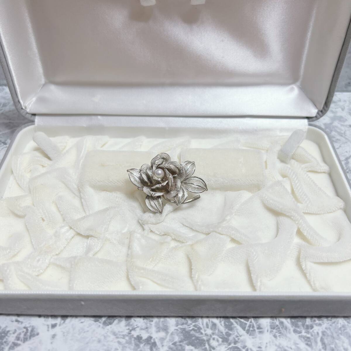 ブローチ Silver シルバー パール フラワー 花 真珠 ヴィンテージ アンティーク EL-1510拍卖