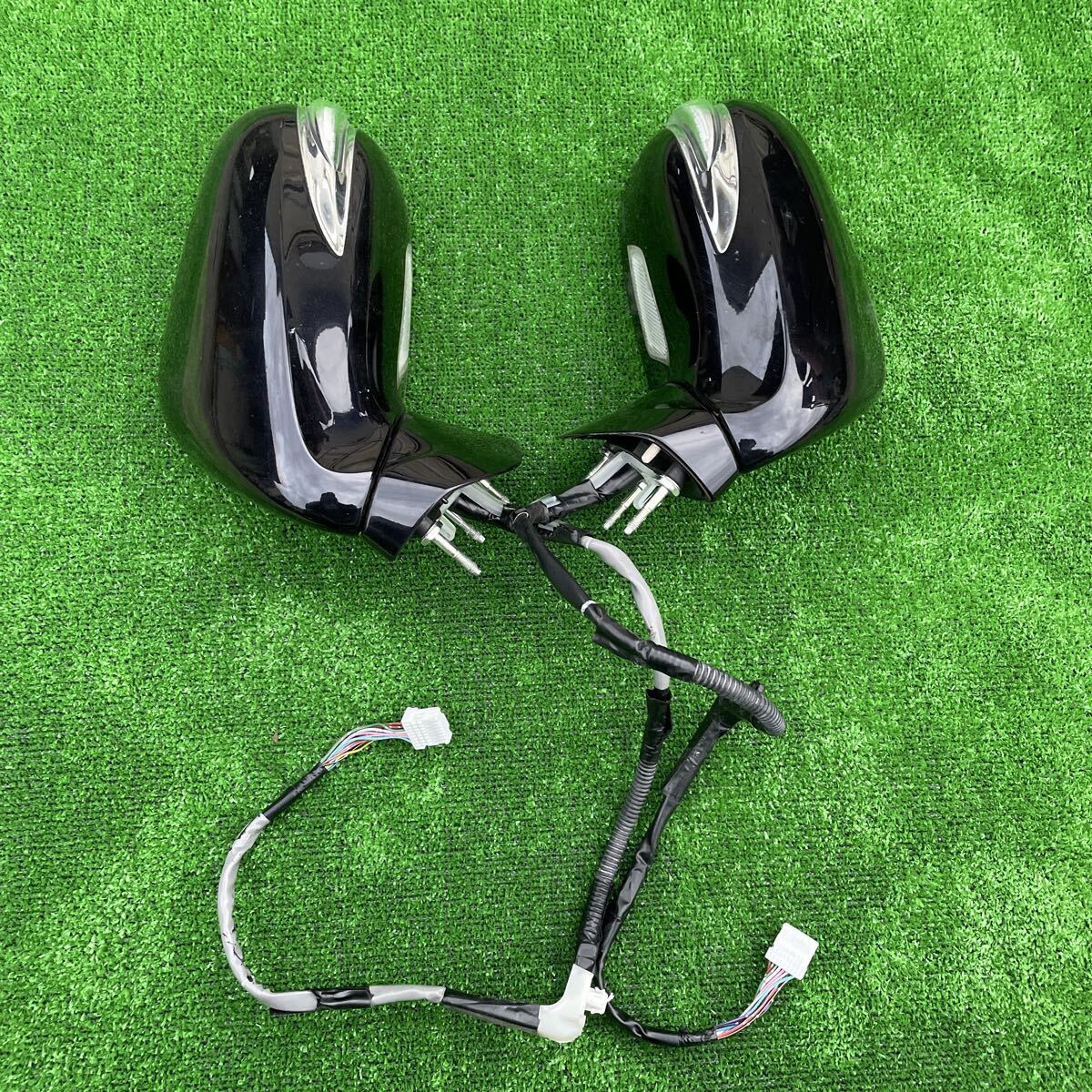 レクサスLS600hL LS600h UVF46 UVF45ドアミラー左右セット拍卖