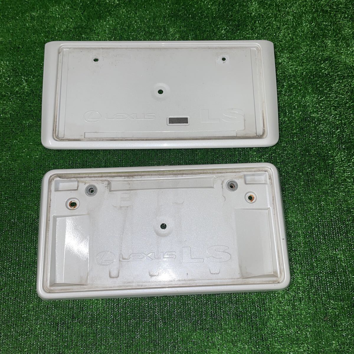 中古品 レクサス LS600 LS460 UVF45 USF40 リヤ ナンバーフレーム ナンバーベース セット拍卖