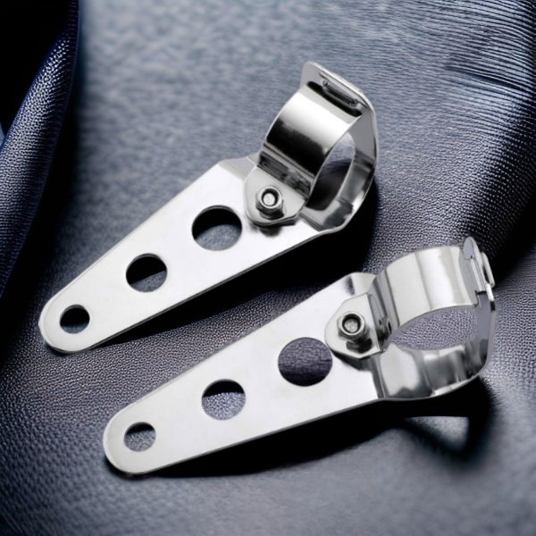 汎用ヘッドライト ウインカー ブラケット ステー 30-42mm クローム ヘッドライト 取付用 ブラケット拍卖