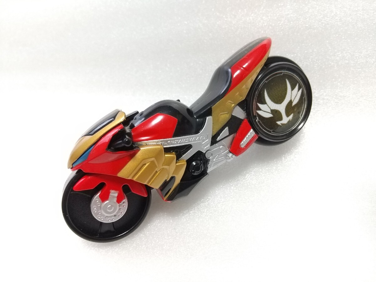 アギト シグナルレジェンドバイク マシントルネイダー 仮面ライダードライブ シグナルバイク シフトカー プレバン限定 拍卖