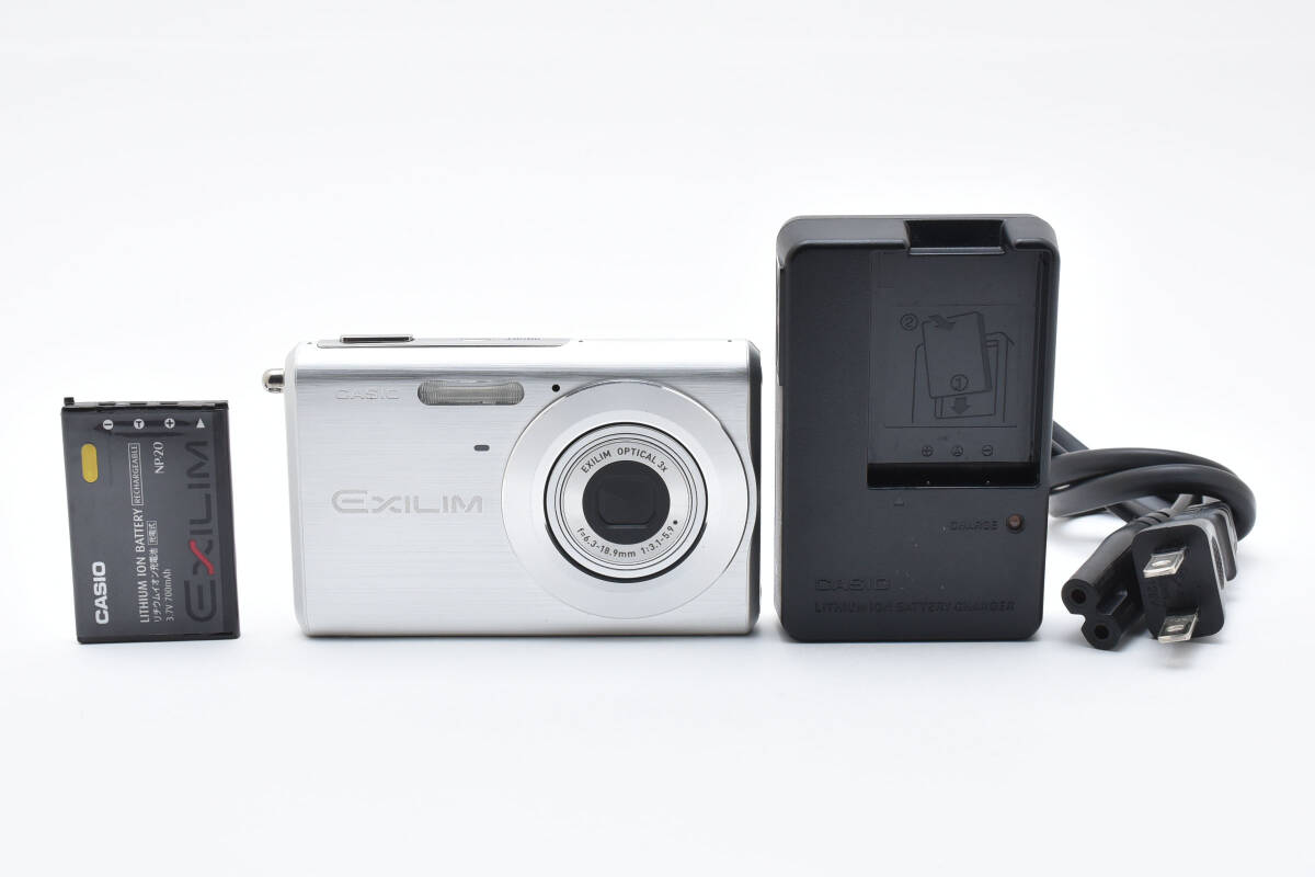 カシオ CASIO EXILIM EX-Z60 コンパクトデジタルカメラ シルバー 動作良好 実用品 A79C6_E1A0 拍卖